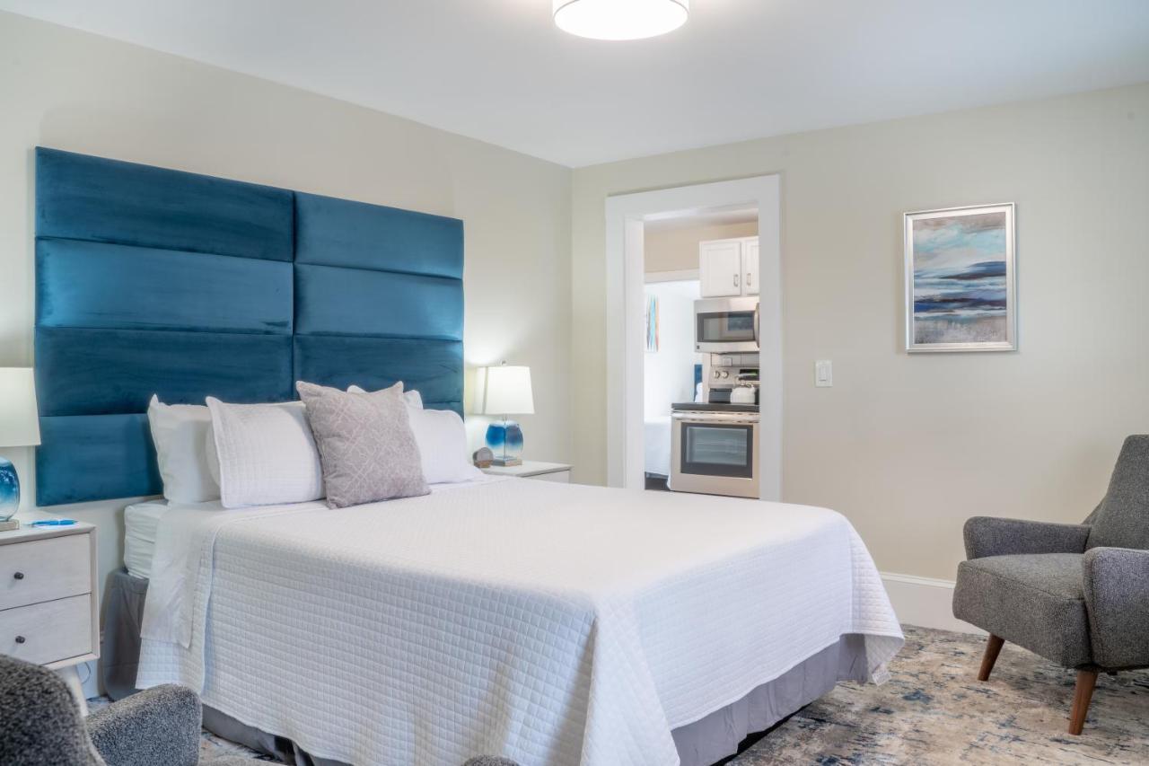 935 Ocean, A Beachside Inn Хамптън Екстериор снимка