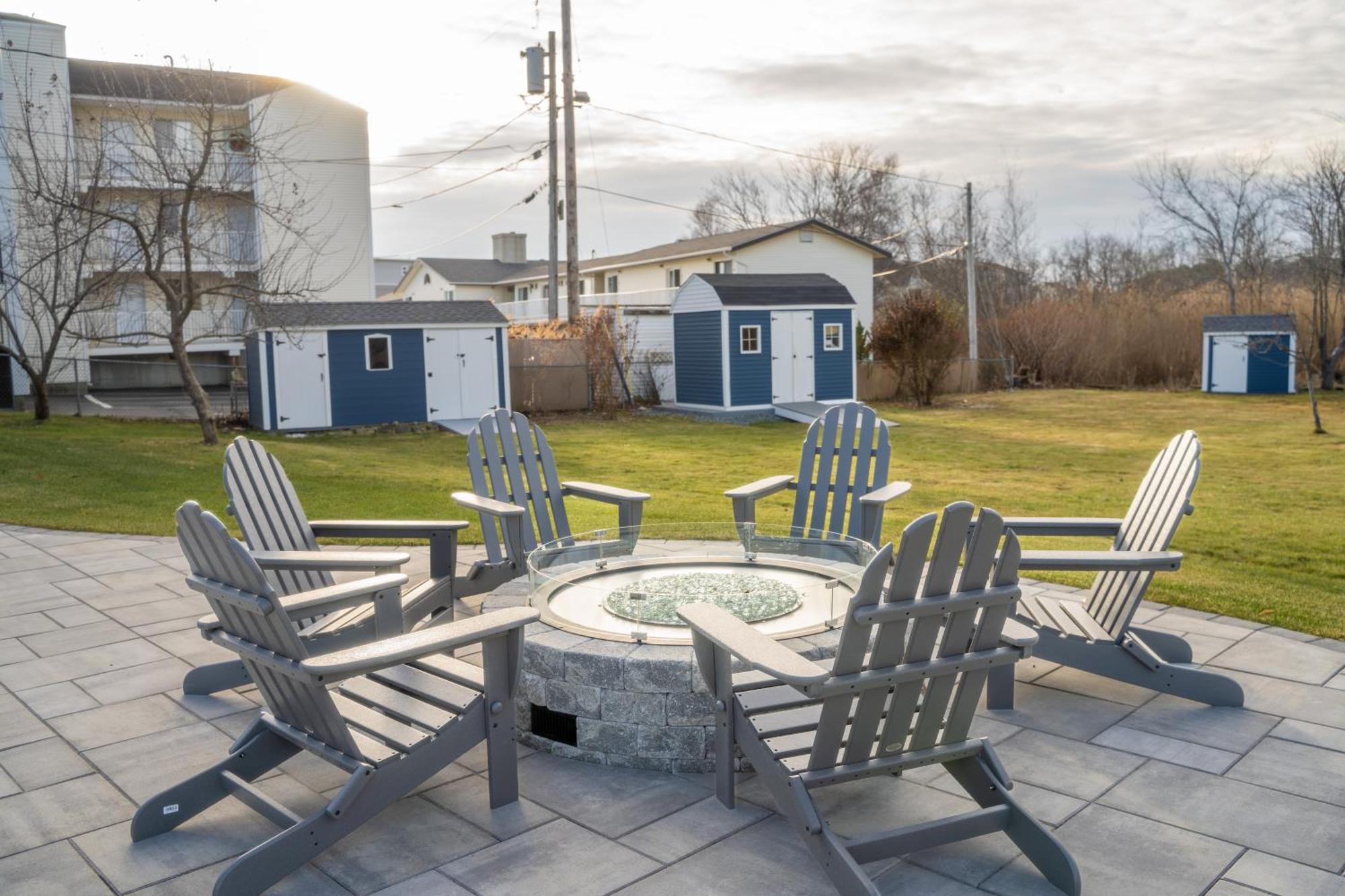 935 Ocean, A Beachside Inn Хамптън Екстериор снимка