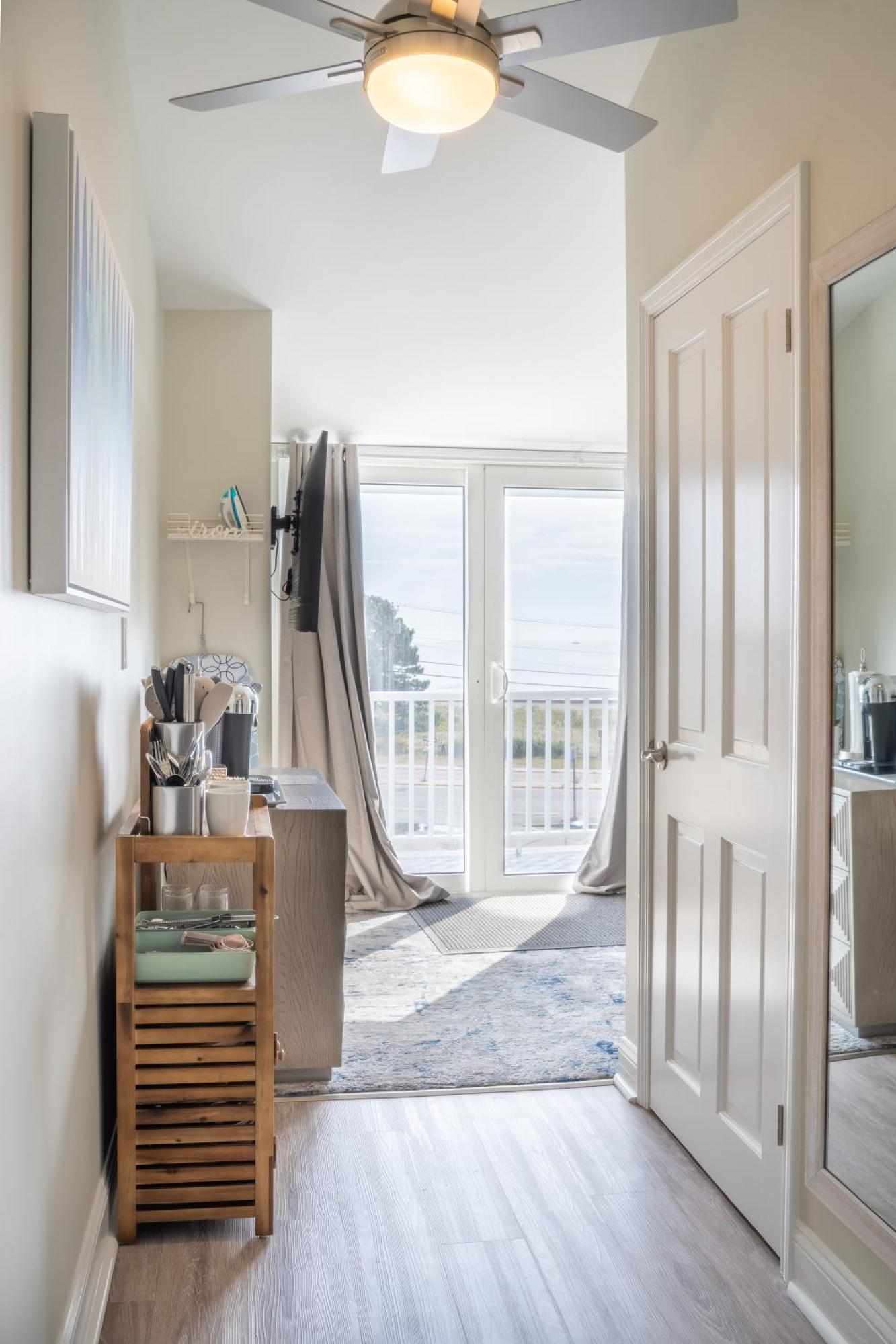 935 Ocean, A Beachside Inn Хамптън Екстериор снимка